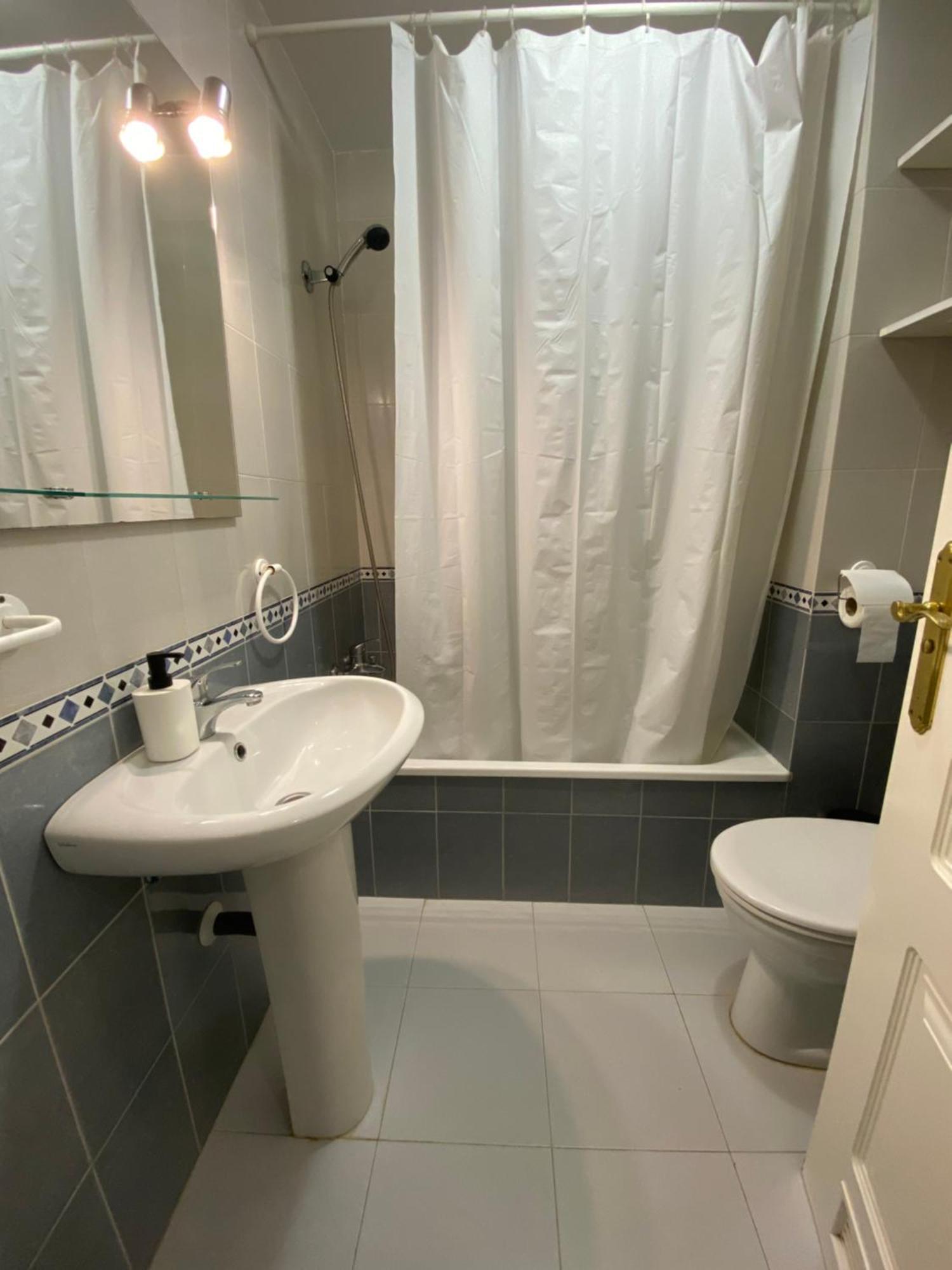 Apartamento En Punta Candor โรตา ภายนอก รูปภาพ